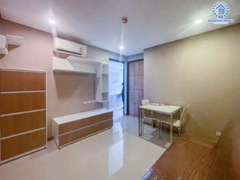 *****คอนโดมิเนียมมือสองย่านนนทบุรี โครงการริซโซ่คอนโด บางกร่าง เนื้อที่มากถึง 32.69 ตร.ม. ฟังก์ชัน 1 ห้องนอน 1 ห้องน้ำ บิวท์อินครบ พร้อมเข้าอยู่ ไม่เคยเข้าอยู่ แถมฟรี! 1 เครื่องปรับอากาศ, 1 เครื่องทำน้ำอุ่น, 1 เครื่องดูดควัน เพียง 10 นาทีก็ถึงรถไฟฟ้าสายสีม่วง "สถานีบางพลู"